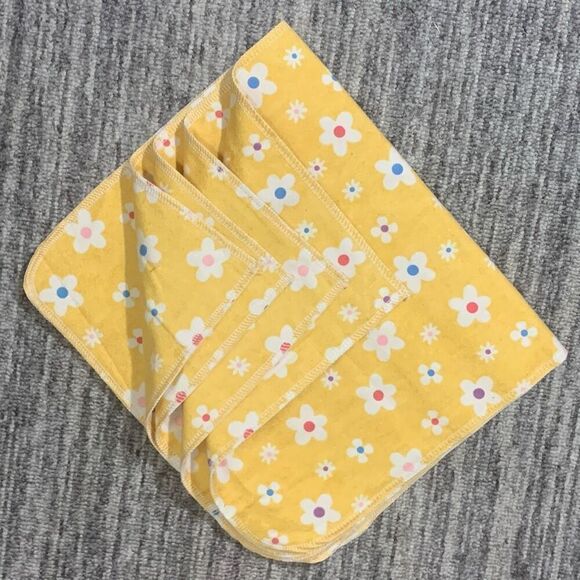Lot of 4 Handmade Baby Girls Burp Cloths Yellow Floral Print Cotton Gift New - Picture 2 of 2